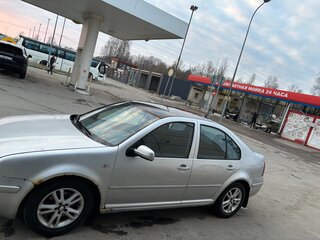 1999 Volkswagen Bora I, серебристый, 185000 рублей, вид 4