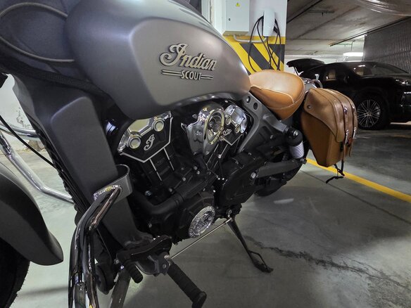 2015 Indian Scout, серый, 2000000 рублей - вид 10