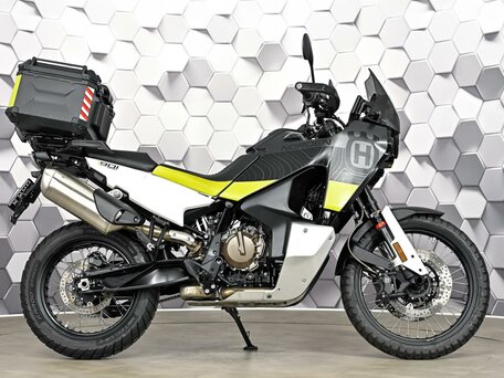 2022 Husqvarna Norden 901, чёрный, 1199000 рублей, вид 3