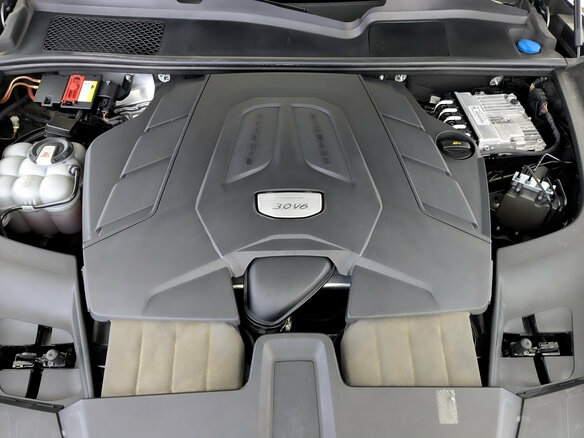2019 Porsche Cayenne III, серый, 6750000 рублей - вид 8