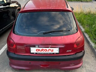 2005 Peugeot 206, красный, 115000 рублей, вид 3