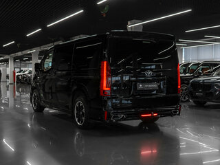 2024 Toyota HiAce H300, чёрный, 10900000 рублей, вид 4