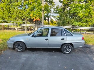 2010 Daewoo Nexia I Рестайлинг, серебристый, 160000 рублей, вид 4