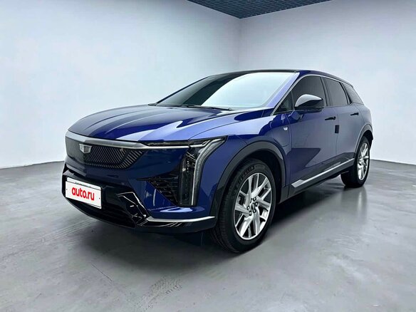 2026 Cadillac Lyriq, синий, 8000000 рублей - вид 1