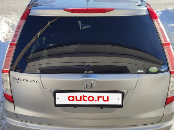 2012 Honda Stream II Рестайлинг, серебристый, 850000 рублей - вид 4
