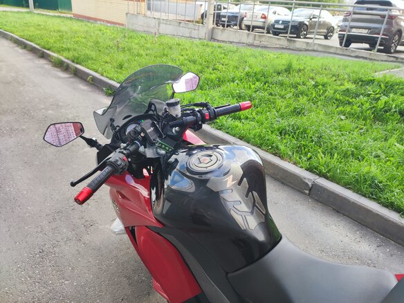 2011 Kawasaki Z 1000SX, красный, 500000 рублей - вид 9
