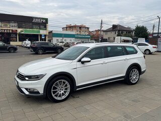 2017 Volkswagen Passat Alltrack B8, белый, 3555000 рублей, вид 2