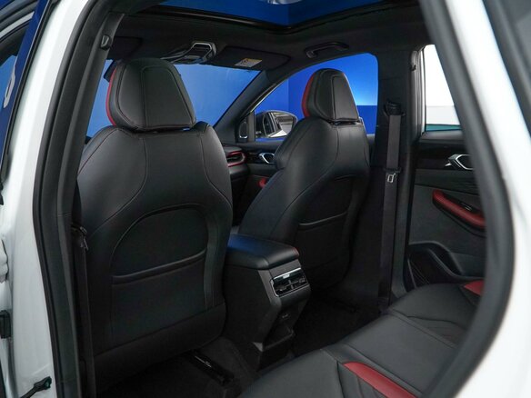 2023 Geely Coolray (Binyue Cool) I Рестайлинг, белый, 1899077 рублей - вид 10