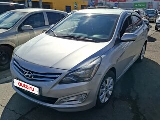 2016 Hyundai Solaris I Рестайлинг, серебристый, 950000 рублей, вид 3