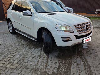 2010 Mercedes-Benz M-Класс 350 II (W164) Рестайлинг, белый, 1650000 рублей, вид 2