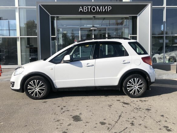 2010 Suzuki SX4 I (Classic) Рестайлинг, белый - вид 7
