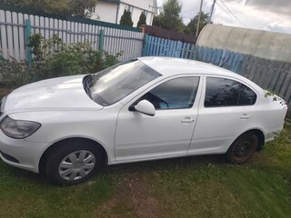 2011 Skoda Octavia II (A5) Рестайлинг, белый, 500000 рублей, вид 5