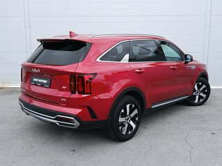 2023 Kia Sorento IV, красный, 4184000 рублей, вид 4