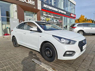 2018 Hyundai Solaris II, белый, 1255929 рублей, вид 5