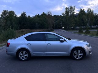 2014 Skoda Octavia III (A7), серый, 1050000 рублей, вид 4