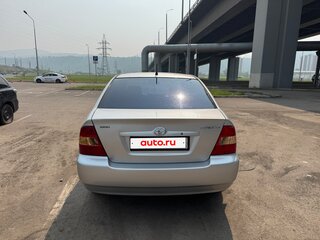2004 Toyota Corolla IX (E120, E130), серебристый, 530000 рублей, вид 4