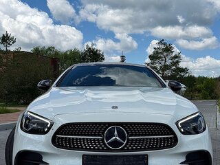 2021 Mercedes-Benz E-Класс 200 V (W213, S213, C238) Рестайлинг, белый, 6500000 рублей, вид 3