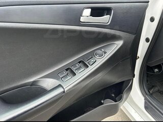 2011 Hyundai Sonata VI (YF), белый, 1050000 рублей, вид 5