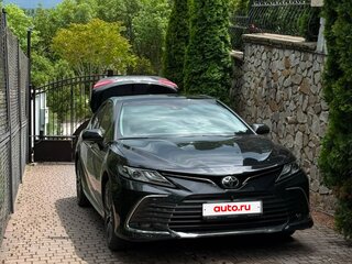 2023 Toyota Camry VIII (XV70) Рестайлинг, чёрный, 3360000 рублей, вид 1