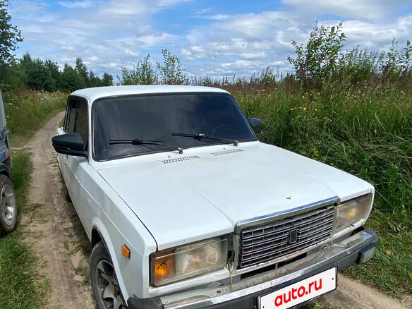 1998 Lada (ВАЗ) 2107, белый, 180000 рублей