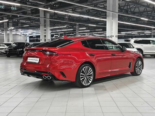 2019 Kia Stinger I, красный, 2849000 рублей, вид 4