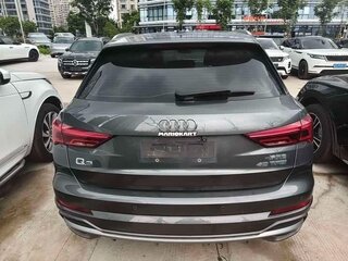 2022 Audi Q3 35 TFSI II (F3), серый, 1940000 рублей, вид 3