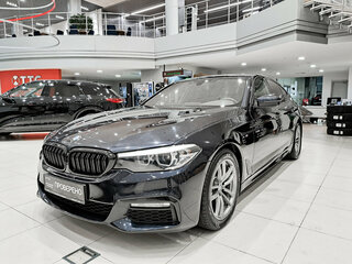 2017 BMW 5 серии 520d xDrive VII (G30/G31/G38), чёрный, 2990000 рублей, вид 1