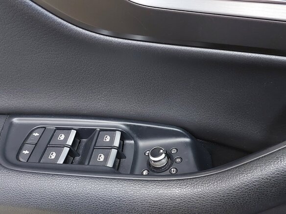 2016 Audi Q7 II (4M), чёрный, 3399000 рублей - вид 14
