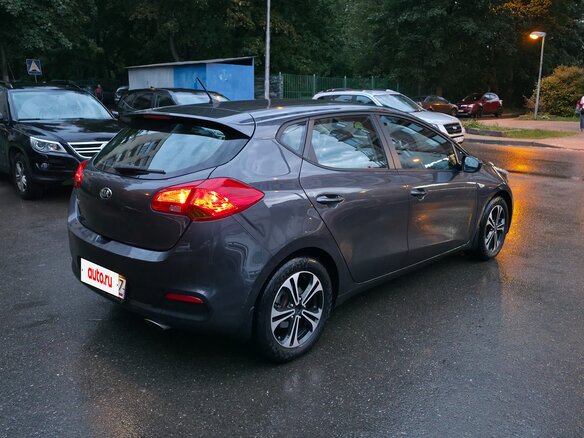 2015 Kia Ceed II, серый, 1400000 рублей - вид 12