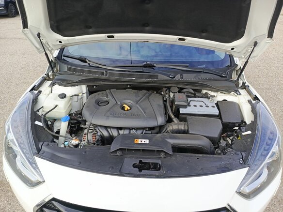 2017 Hyundai i40 I Рестайлинг, белый, 1720000 рублей - вид 8
