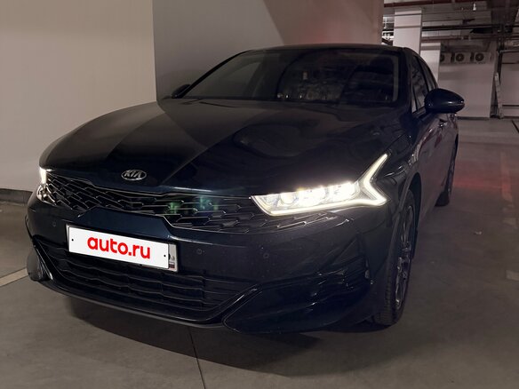 2021 Kia K5 III, синий, 2499000 рублей - вид 1