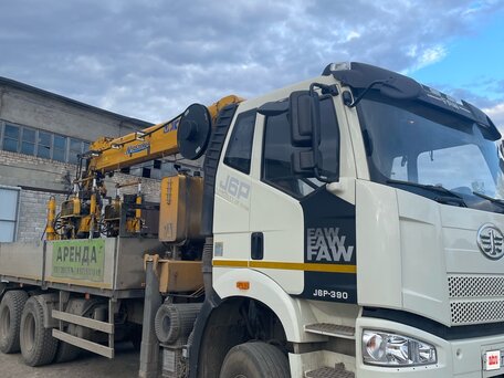 2023 FAW J6 CA3250, белый, 10560000 рублей, вид 2