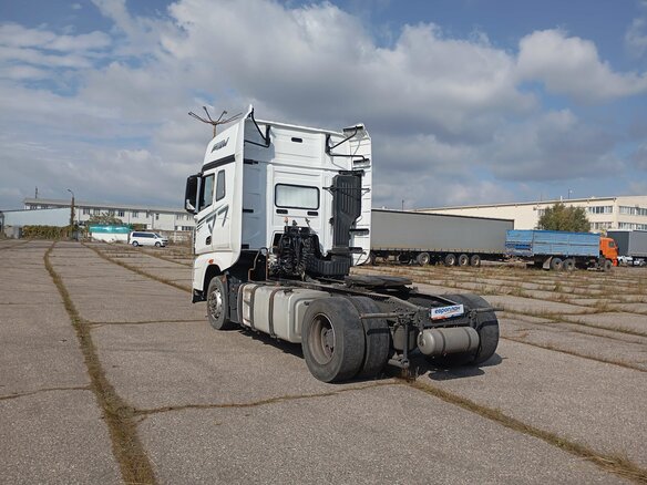 2023 FAW J7, белый, 2565000 рублей - вид 3