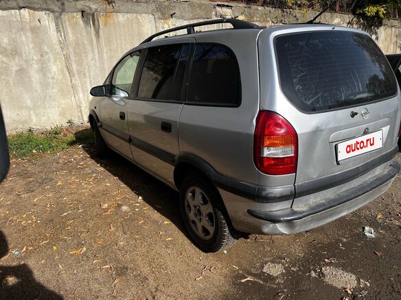 2000 Opel Zafira A, серый, 260000 рублей - вид 4
