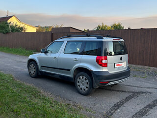 2014 Skoda Yeti I, серебристый, 825000 рублей, вид 3
