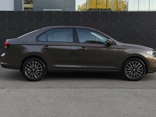 2020 Volkswagen Polo VI, коричневый, 1504000 рублей, вид 4