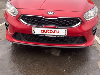 2019 Kia Ceed III, красный, 1640000 рублей, вид 2