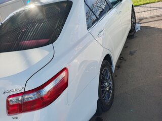 2011 Toyota Camry VI (XV40) Рестайлинг, белый, 1361000 рублей, вид 3