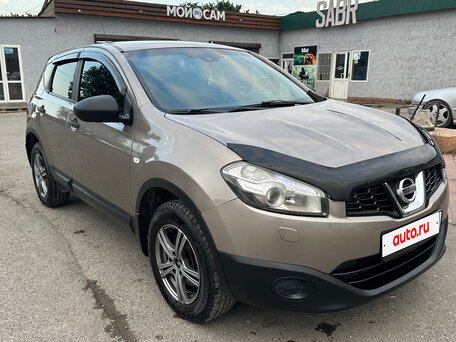 2011 Nissan Qashqai I Рестайлинг, коричневый, 950000 рублей, вид 3
