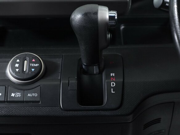 2014 Honda Freed Spike I Рестайлинг, белый, 1249000 рублей - вид 12