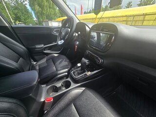 2022 Kia Soul III, чёрный, 2750000 рублей, вид 4