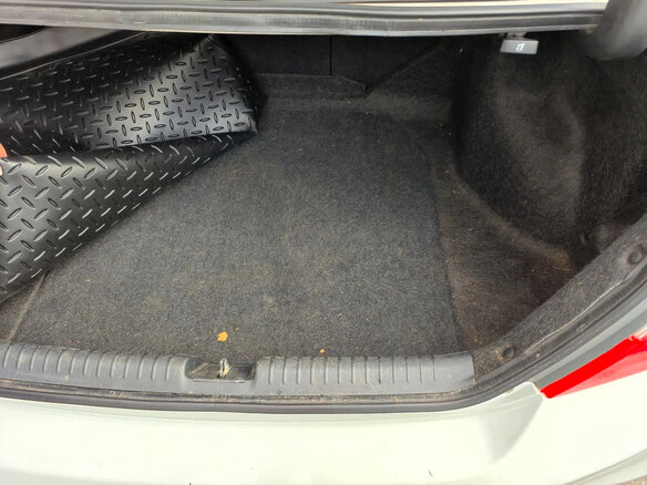 2012 Honda Civic IX, белый, 700000 рублей - вид 9