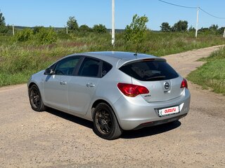 2010 Opel Astra J, серебристый, 465000 рублей, вид 3