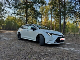 2019 Toyota Corolla XII (E210), белый, 1950000 рублей, вид 1