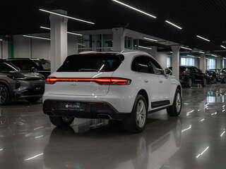 2023 Porsche Macan I Рестайлинг 2, белый, 7950000 рублей, вид 5