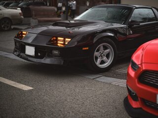 1990 Chevrolet Camaro III Рестайлинг, чёрный, 1650000 рублей, вид 1