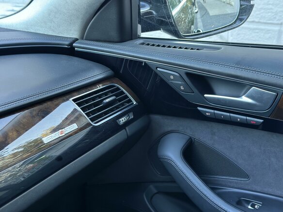 2015 Audi A8 III (D4) Рестайлинг, чёрный, 2650000 рублей - вид 9