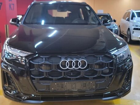 Audi Q7 III (G8)