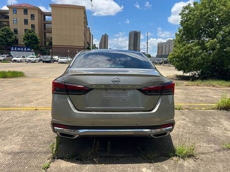 2023 Nissan Altima VI (L34) Рестайлинг, бежевый, 2080000 рублей, вид 5