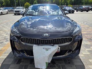 2019 Kia Stinger I, серый, 2000000 рублей, вид 2